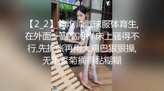 干妈的小穴流出了浓浓的淫液而我用精液灌满了妈妈的小嘴