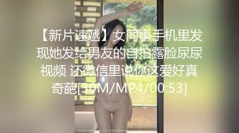 波霸美妞【姬野335】性感波霸~极品双峰~妖艳诱惑~手抠自X洗澡【10V】 (9)