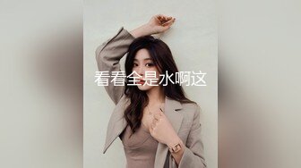 沙发边爆操超美身材披肩发黑丝女神插的好爽.