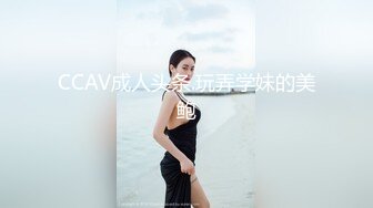 古风妆风情少妇露脸小奶妈，奶水充足颜值不错玩的嗨，听狼友指挥激情大秀，抠逼玩弄道具抽插淫声荡语水又多