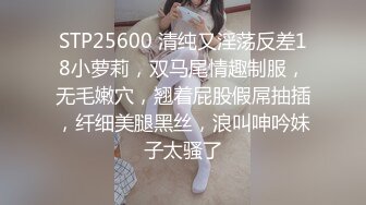 [MP4/ 1.77G] 极品两个熟女少妇双飞大战瘦瘦哥哥，已撸鸡巴很翘，浴池洗澡多人的淫乱