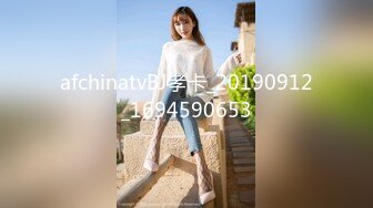 绝美推特高颜值逆天长腿女神▌Vivian ▌定制款清纯白色JK淫荡痴女越好看的女人越骚 丝袜塞穴里表情超享受